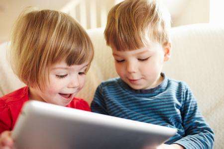 Top 8 Mobile Games Play With Your Kids