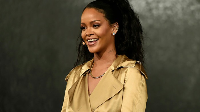 Hit Free Download Rihanna Top 10 Songs Online